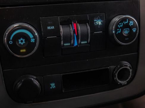 Used 2009 Chevrolet Tahoe LS image 24