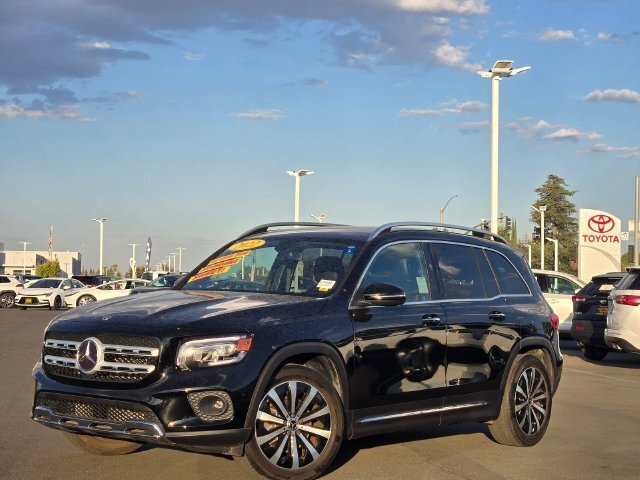 Used 2022 Mercedes-Benz GLB 250 4MATIC image 10