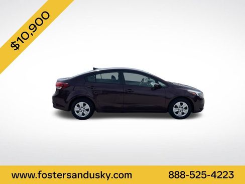 Used 2017 Kia Forte LX FWD image 6
