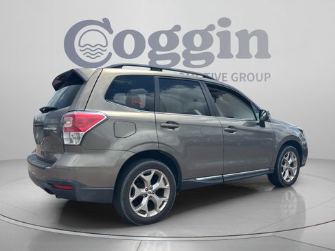 Used 2018 Subaru Forester 2.5i Touring w/ Popular Package #3B AWD/4WD image 5