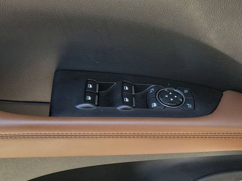 Used 2023 Lincoln Nautilus Reserve FWD image 15