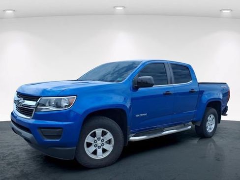Used 2020 Chevrolet Colorado W/T w/ WT Convenience Package AWD/4WD image 2
