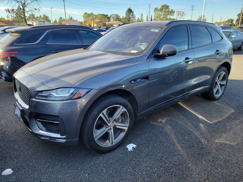 Used 2018 Jaguar F-PACE R-Sport image 1