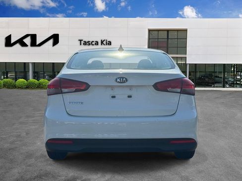 Used 2017 Kia Forte LX FWD image 5