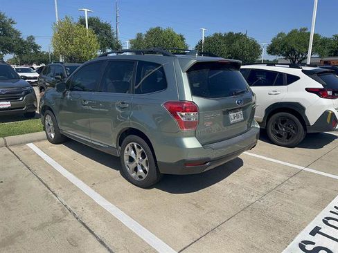 Used 2016 Subaru Forester 2.5i Touring AWD/4WD image 5