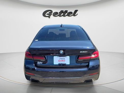 Used 2021 BMW 530i w/ M Sport Package RWD image 5
