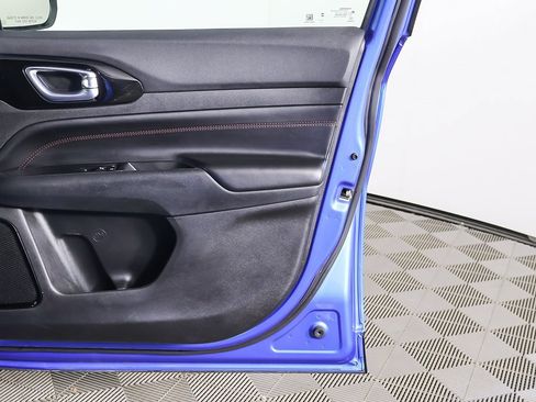 Used 2024 Jeep Compass Trailhawk image 18