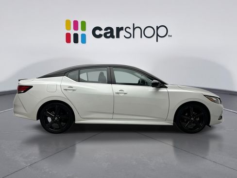 Used 2023 Nissan Sentra SR w/ Midnight Edition Package FWD image 6