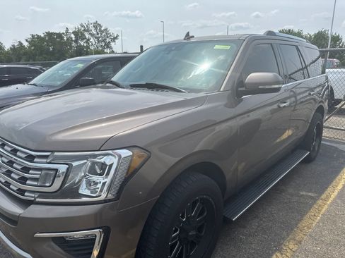Used 2019 Ford Expedition Limited w/ Equipment Group 301A AWD/4WD image 20