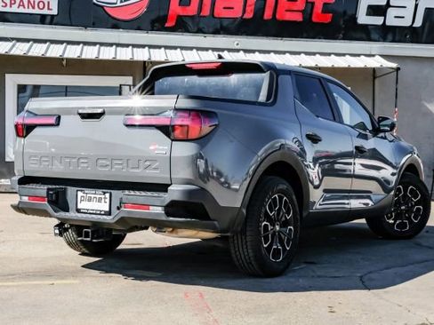 Used 2024 Hyundai Santa Cruz SEL image 10