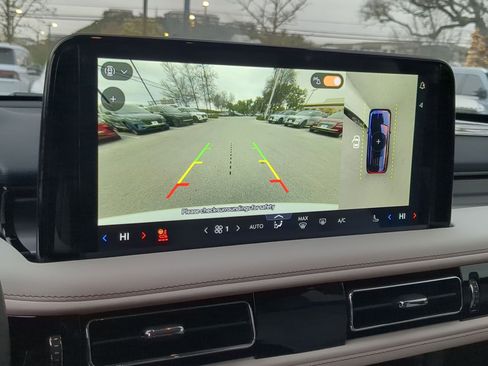 New 2026 Lincoln Aviator Premiere image 16