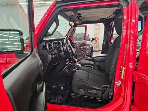 Used 2020 Jeep Gladiator Sport w/ Quick Order Package 24S image 31
