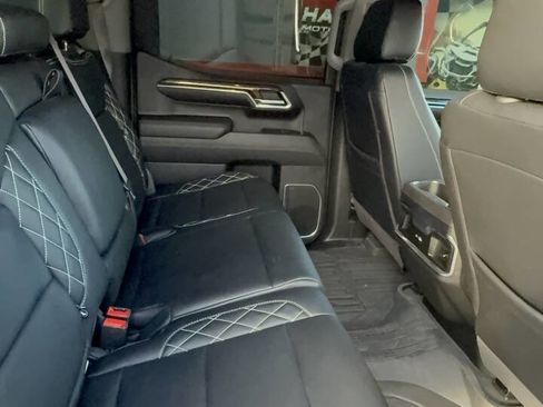 Used 2024 GMC Sierra 1500 Elevation image 15