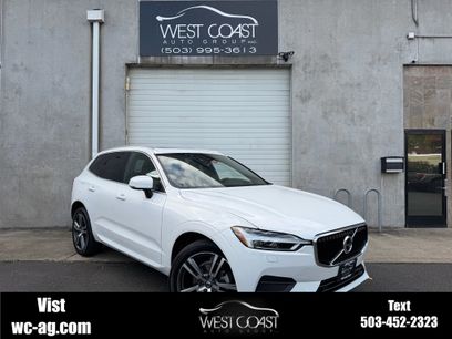 Used 2020 Volvo XC60 T5 Momentum w/ Protection Package Premier
