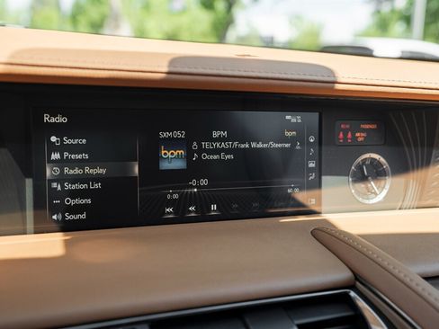 Used 2018 Lexus LC 500 Coupe RWD image 37
