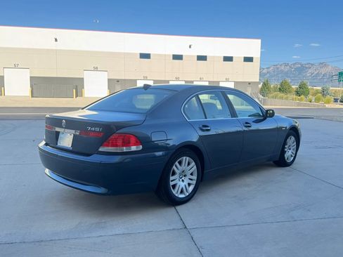 Used 2002 BMW 745i RWD image 5