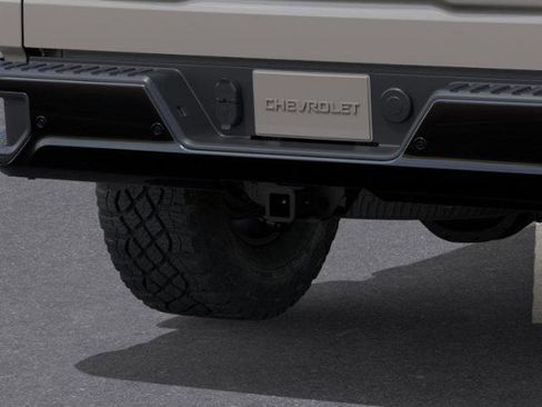New 2026 Chevrolet Silverado 1500 ZR2 image 38
