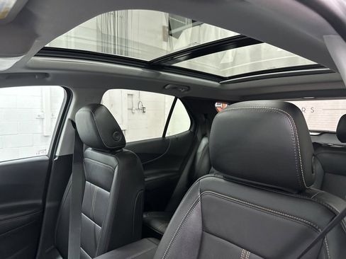 Used 2024 Chevrolet Equinox Premier image 40