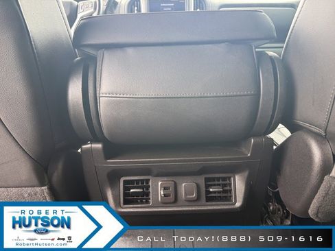 Used 2019 Chevrolet Silverado 1500 LT w/ All-Star Edition AWD/4WD image 22