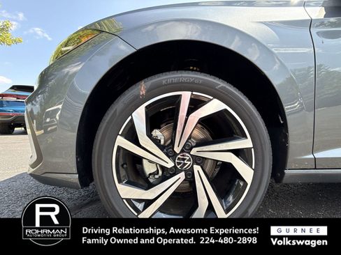 New 2025 Volkswagen Jetta SEL image 12