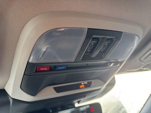 Certified 2025 Subaru Crosstrek 2.0i Premium image 22