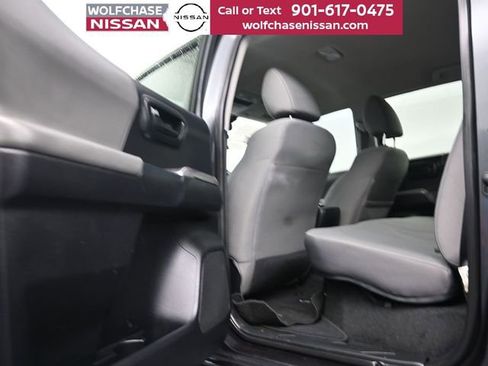 Used 2018 Toyota Tacoma SR5 image 13