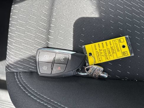 Certified 2025 Chevrolet Equinox LT AWD/4WD image 17