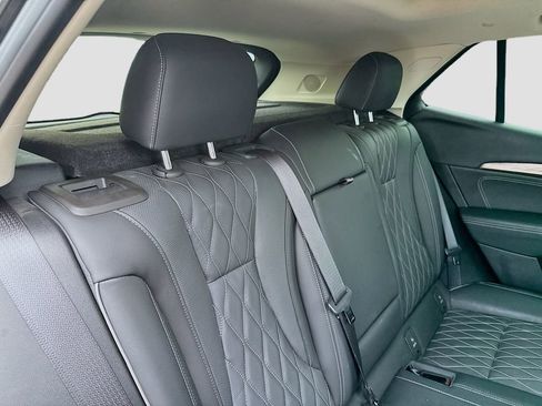 Used 2023 Buick Envision Avenir FWD image 24