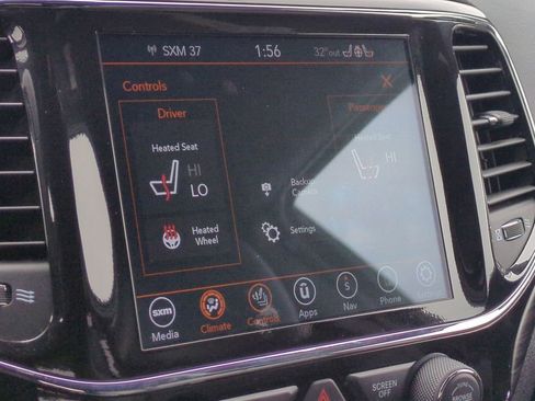 Used 2022 Jeep Grand Cherokee Altitude image 39