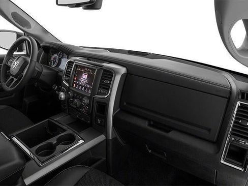 Used 2014 RAM 1500 Laramie AWD/4WD image 16