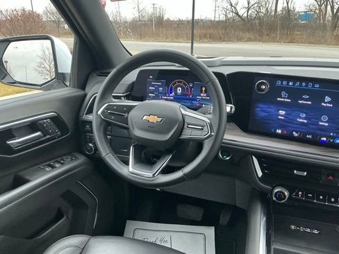 Used 2025 Chevrolet Tahoe LT image 25