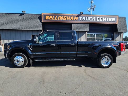 Used 2018 Ford F450 XLT w/ FX4 Off-Road Package AWD/4WD image 2