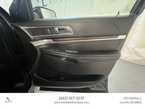 Used 2018 Ford Explorer Limited image 18