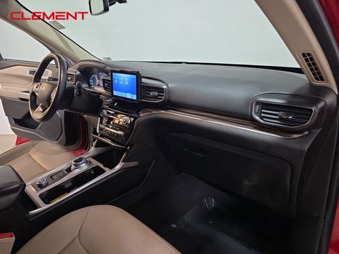 Used 2021 Ford Explorer Limited w/ Equipment Group 301A image 38