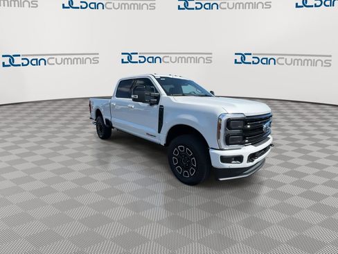 New 2026 Ford F250 Platinum AWD/4WD image 2