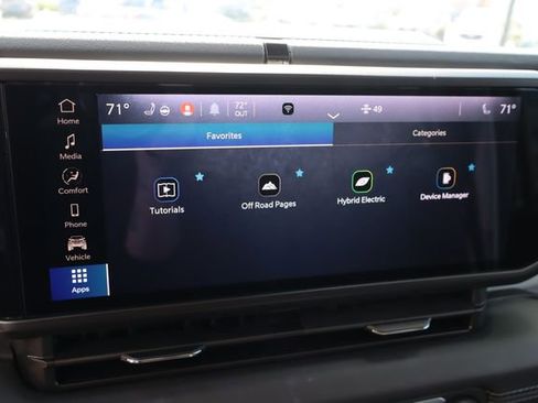 Used 2025 Jeep Wrangler Unlimited Sahara w/ Safety Group image 37