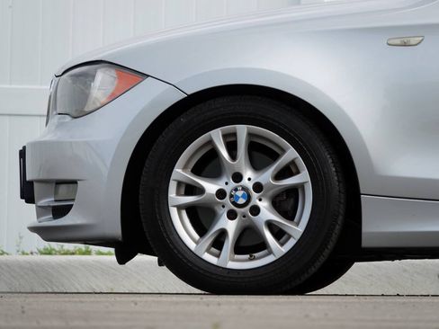 Used 2009 BMW 128i Convertible RWD image 43