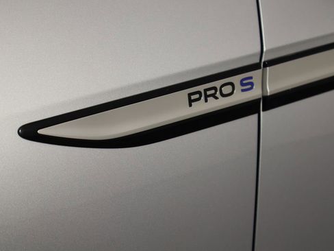 Used 2021 Volkswagen ID.4 Pro S image 43