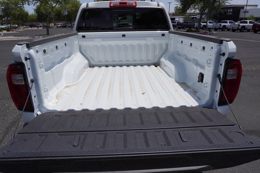 New 2026 GMC Canyon Elevation w/ Convenience Package RWD image 9