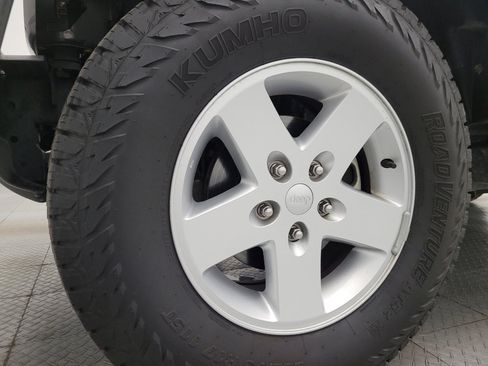 Used 2017 Jeep Wrangler Sport w/ Quick Order Package 24S image 31