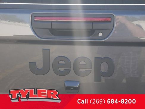 New 2026 Jeep Gladiator Sport AWD/4WD image 14