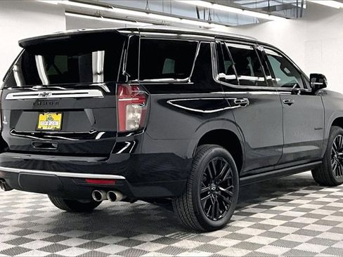 Used 2024 Chevrolet Tahoe High Country image 12