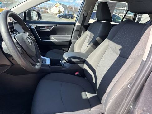 Used 2024 Toyota RAV4 XLE image 25