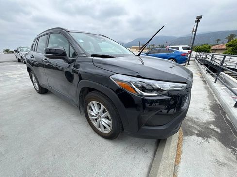 Used 2024 Toyota Corolla Cross LE FWD image 5