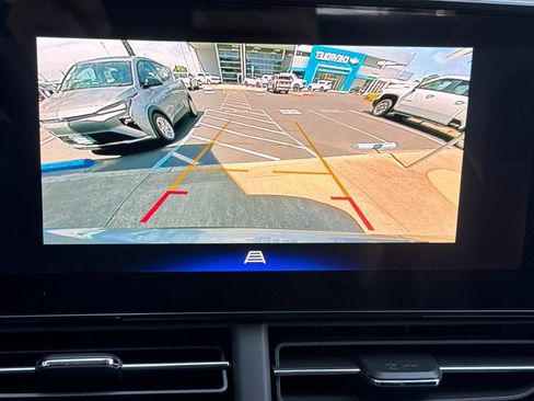 New 2026 Chevrolet Trax ACTIV w/ Driver Confidence Package FWD image 17