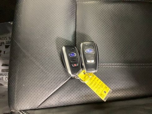 Used 2022 Subaru Forester Limited image 36