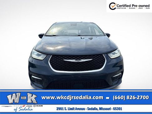 Certified 2023 Chrysler Pacifica Touring-L FWD image 14