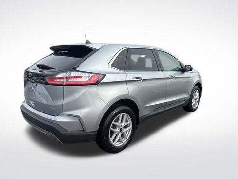 Used 2024 Ford Edge SEL image 5