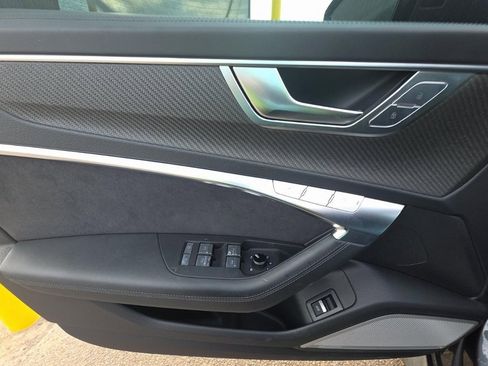 Used 2023 Audi RS 6 4.2 image 11