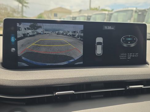 Used 2025 Genesis GV70 2.5T image 31